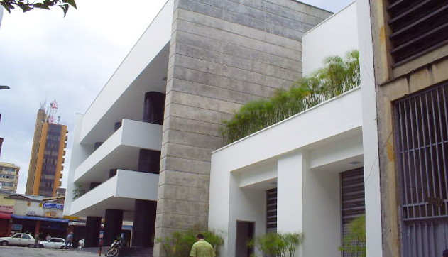 BIBLIOTECA BANCO DE LA REPUBLICA - PEREIRA