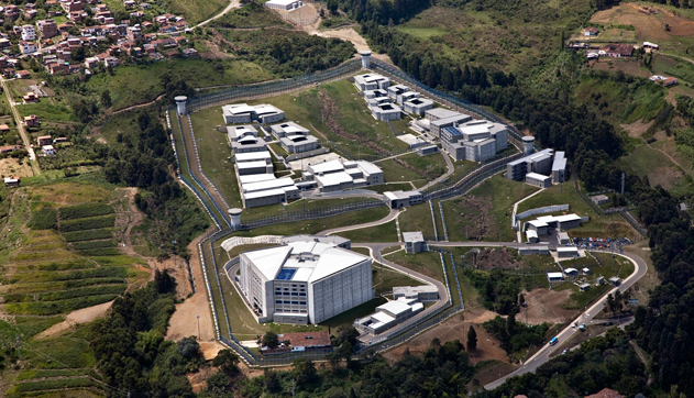 COMPLEJO PENITENCIARIO Y CARCELARIO DE MEDIANA  Y ALTA SEGURIDAD EN MEDELLIN (ANTIOQUIA)